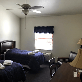 Private Room 400x400 5.png