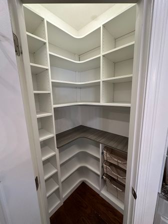 Pantry 1.JPEG