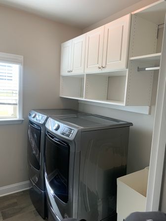 laundry room 3.JPEG