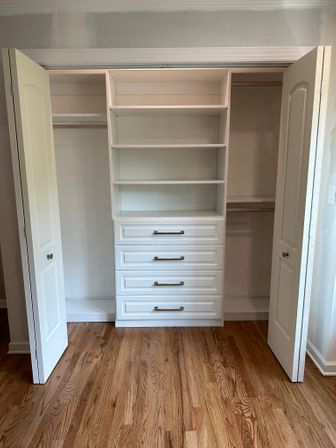 reach in drawers.JPEG