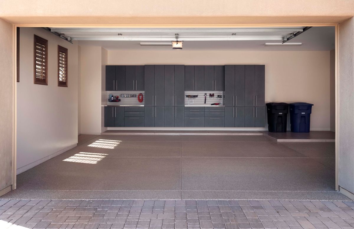 Granite Cabinets with Double Stainless Workbench Sedona Driveway Feb 2013.jpg