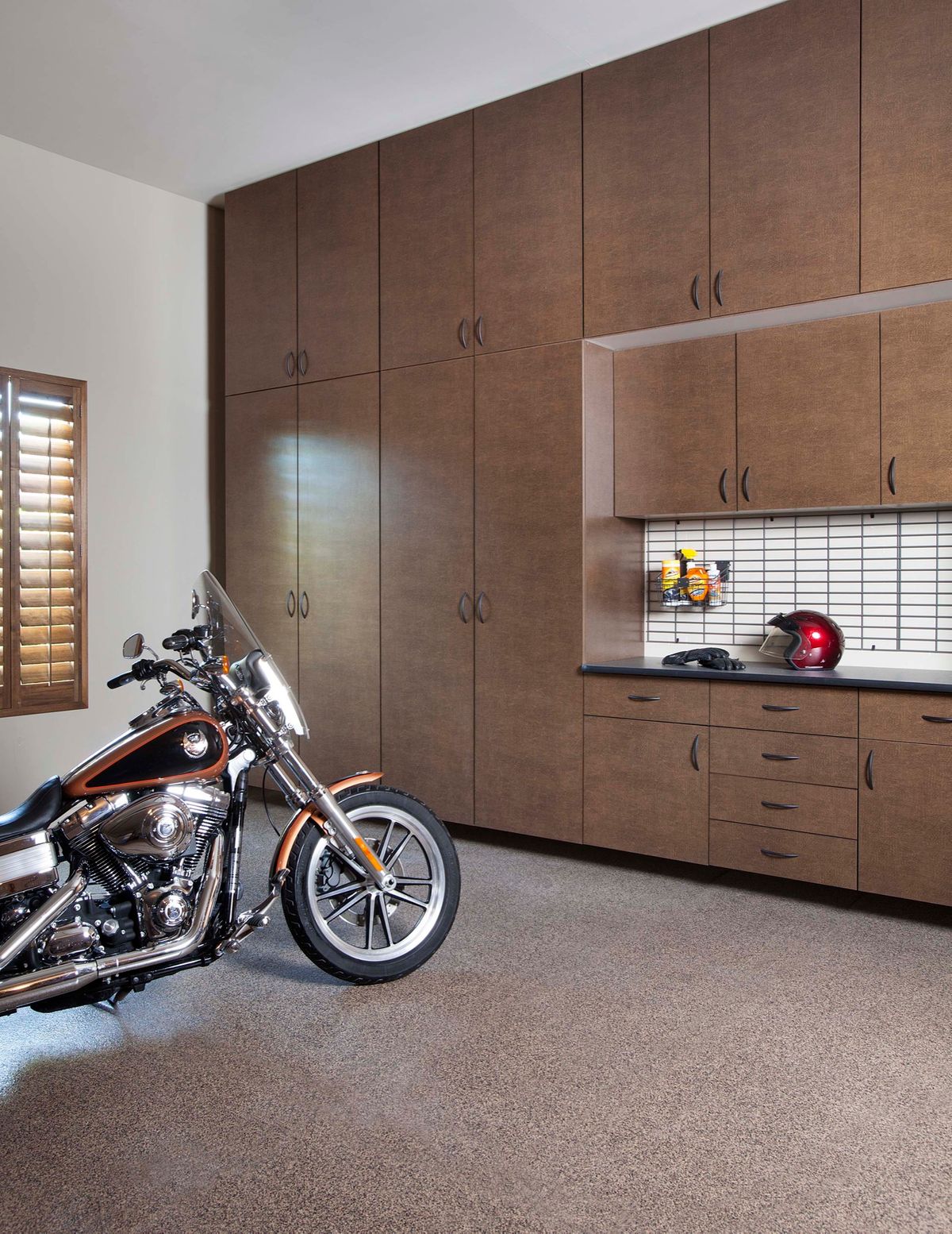 Bronze Extra Tall Cabinets Ebony Star Workbench Motorcycle Mojave Floor May 2013.jpg