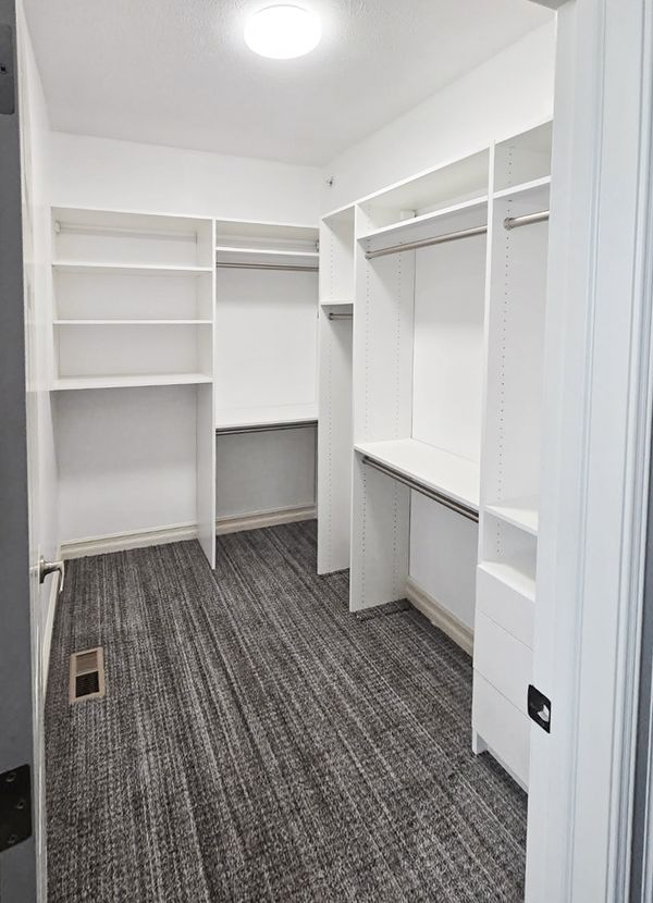 Custom Walk-In Closet, Omaha
