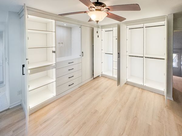 Built-In Wardrobe, Omaha