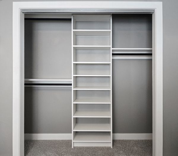 Reach-In Closet, Omaha