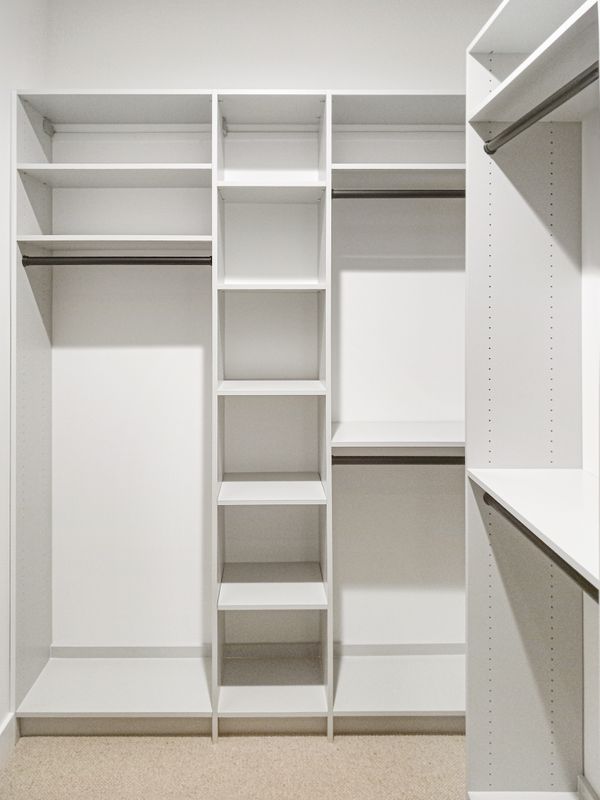 Walk-In Closet, Omaha