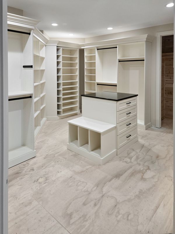 Custom Walk-In Closet, Omaha