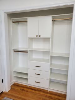 custom reach in closet