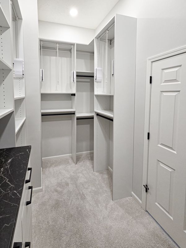 Custom Walk-In Closet, Omaha