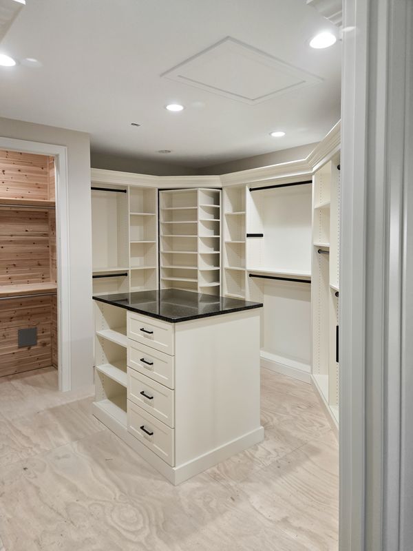 Custom Walk-In Closet, Omaha