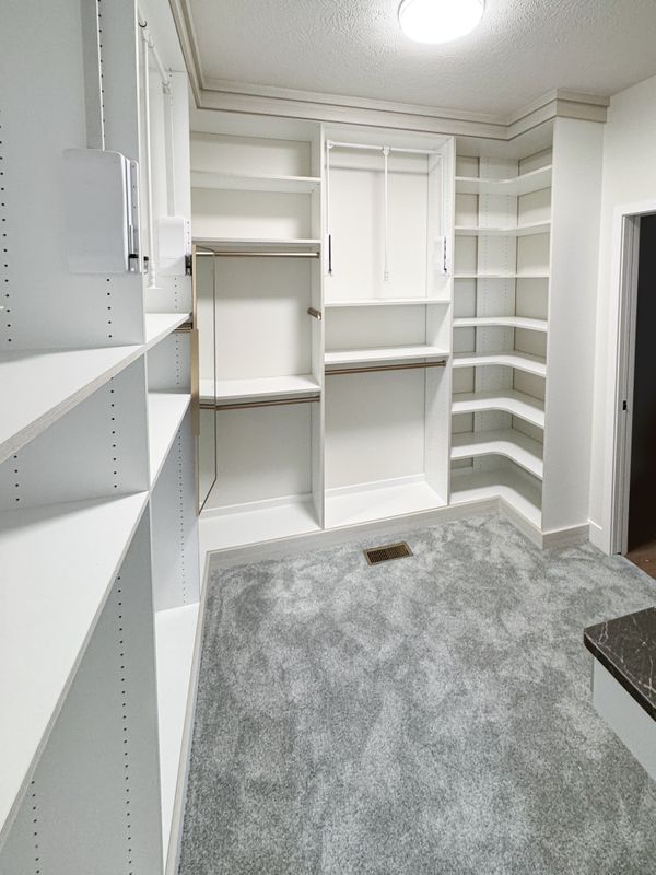 Walk-In Closet with Corner Shelving, Omaha