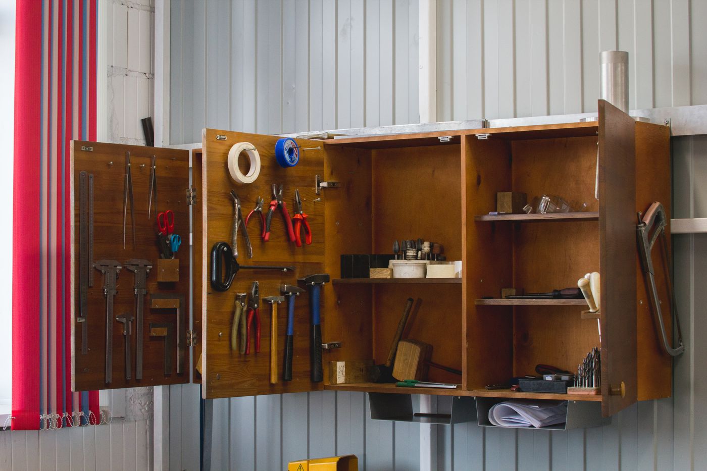 Garage Cabinets2.jpg