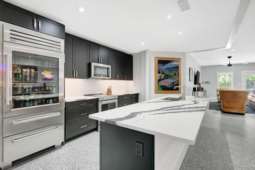 kitchen3.jpg