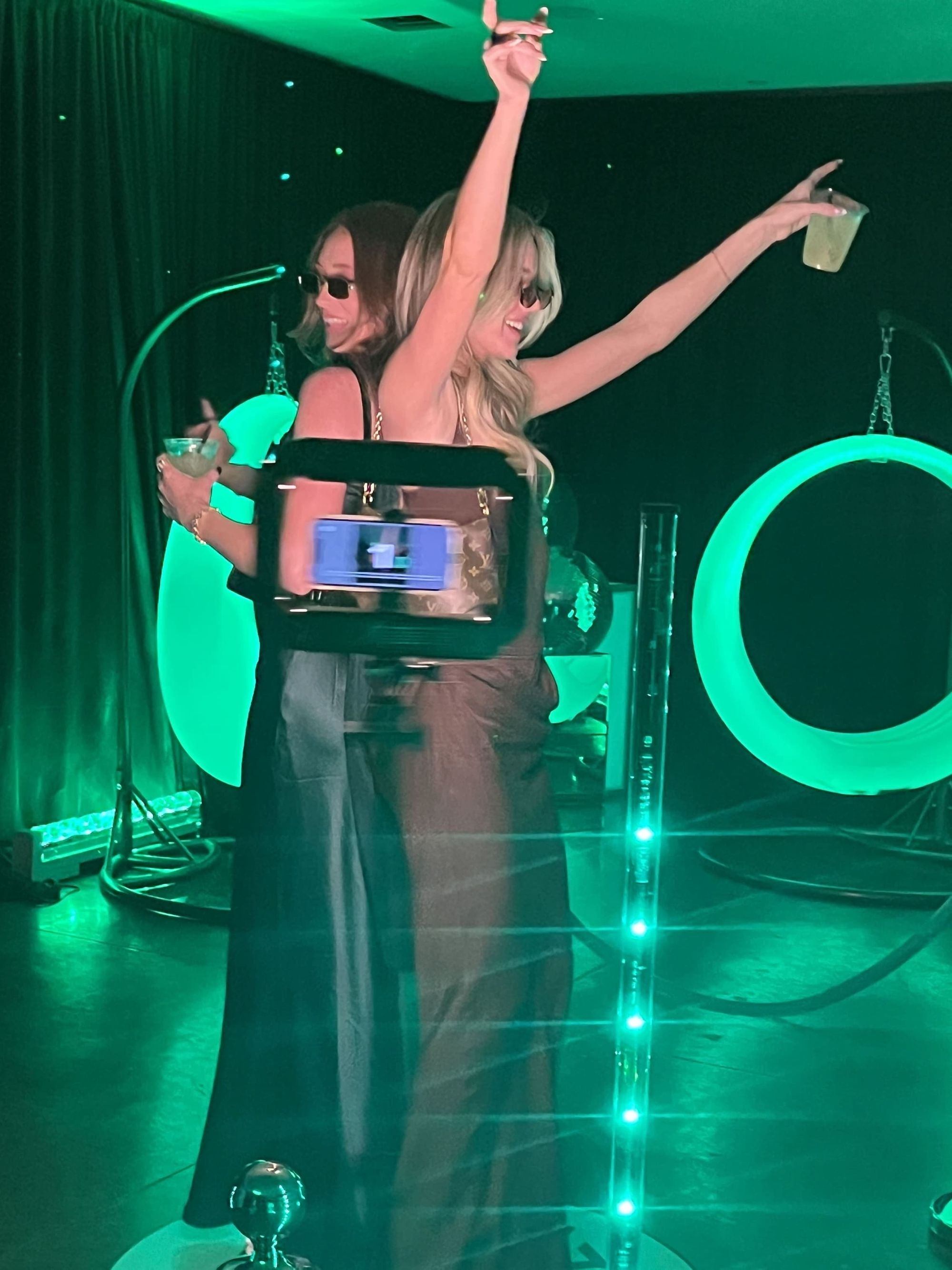 Scottsdale W - Riot - Green Screen Photo Booth.jpg