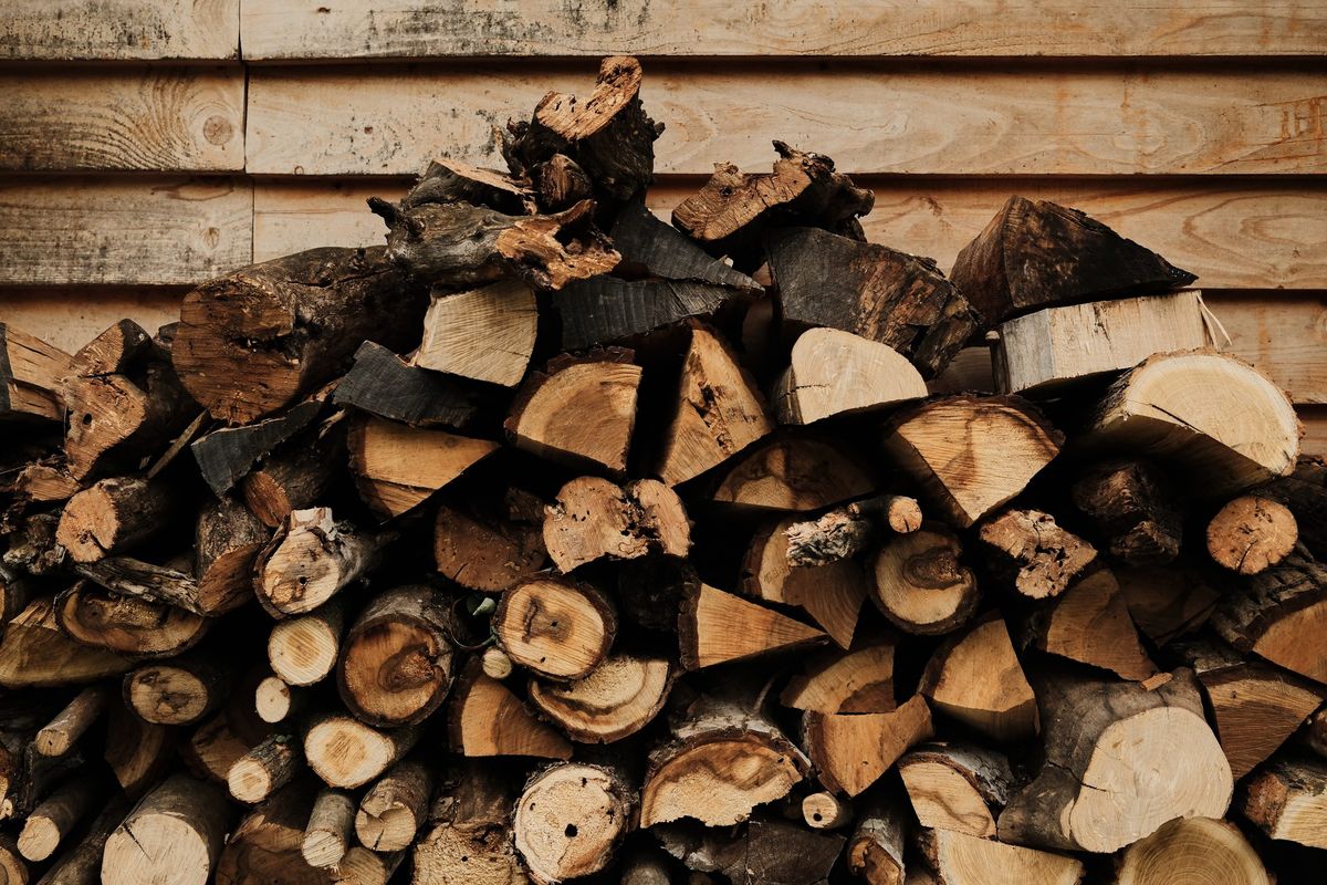 firewood-chandler-az-seasoned-stack.jpg