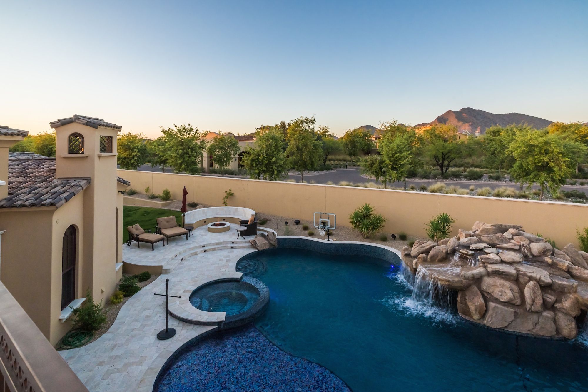 084 Upper Deck Pool View.jpg