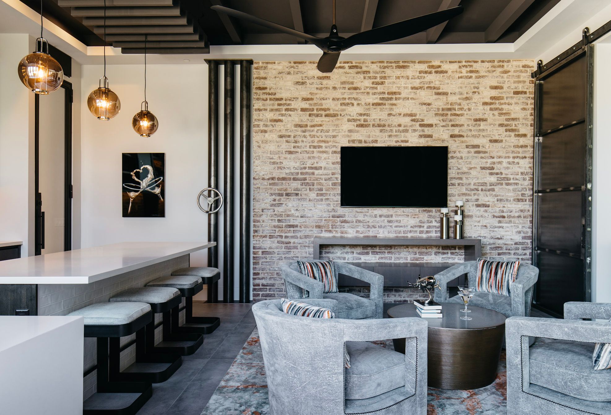 bar 3.jpg
