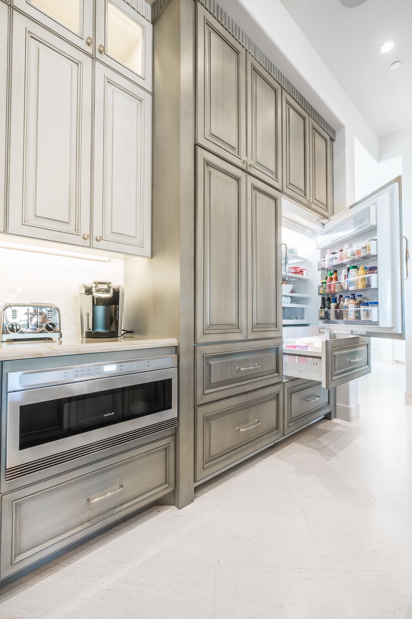 021 Refrigerator - Microwave.jpg