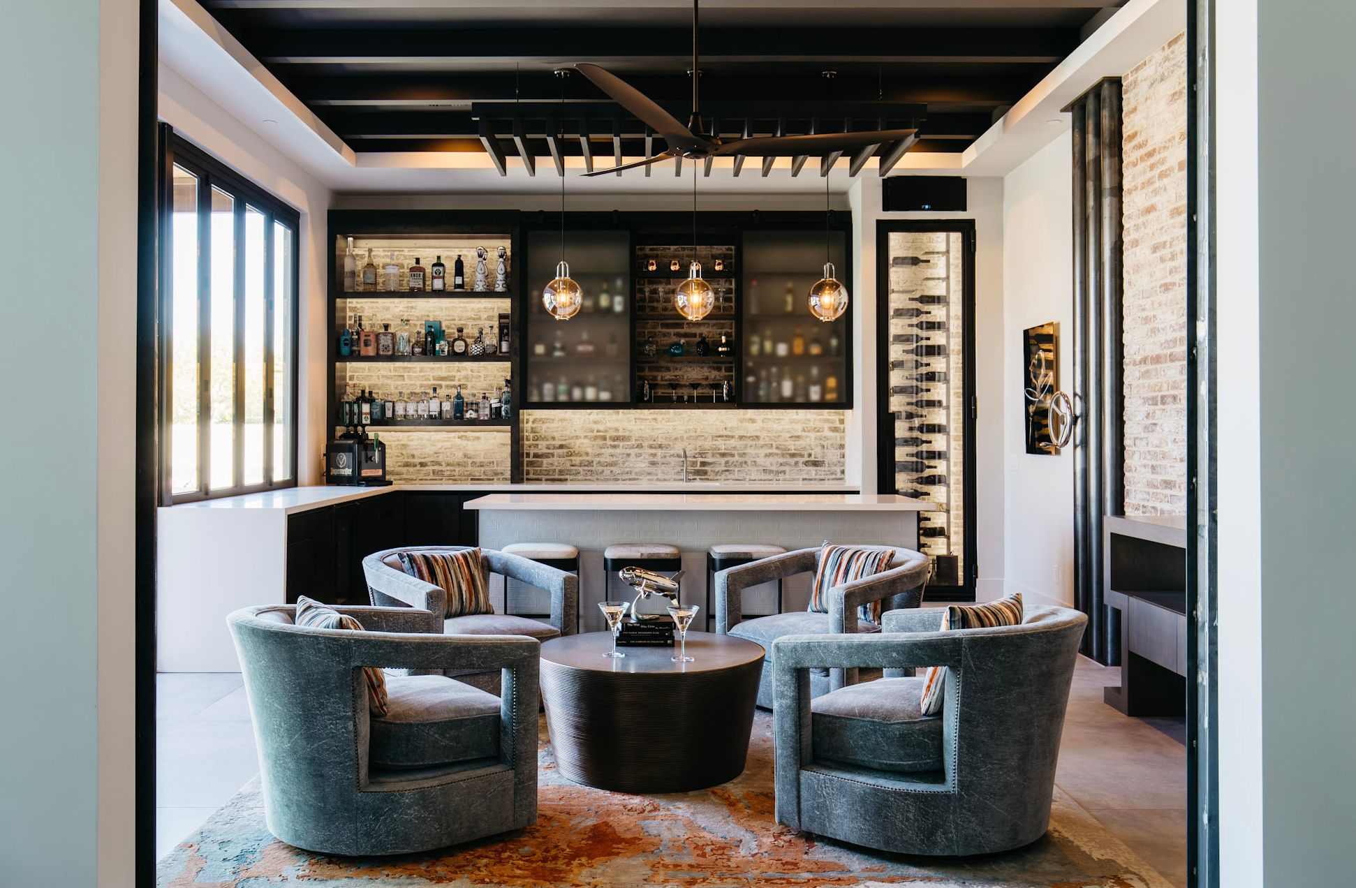 bar 1.jpg