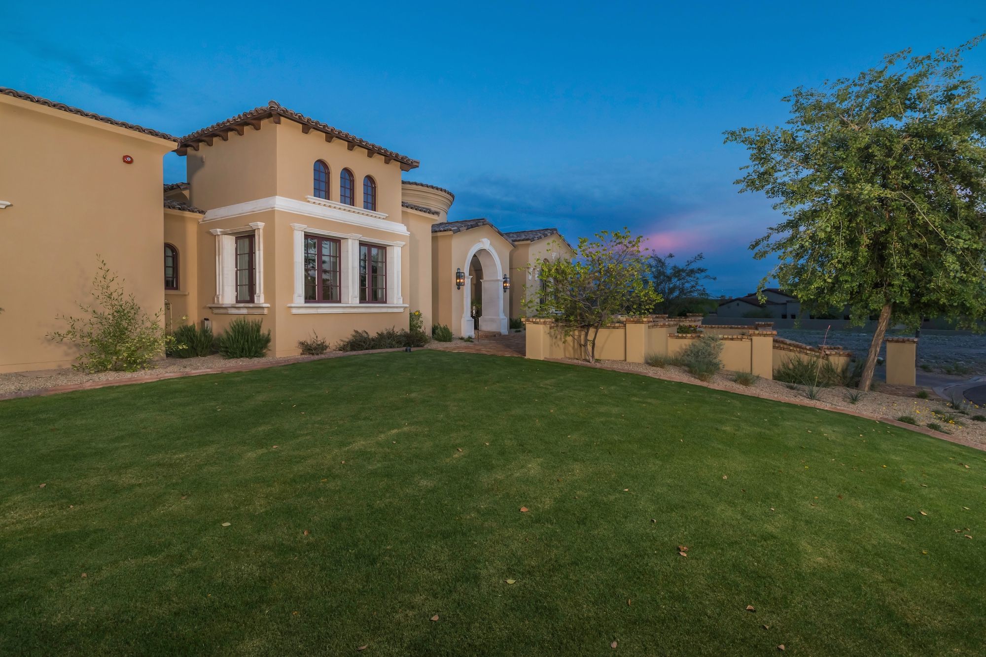 003 Front Side Yard.jpg