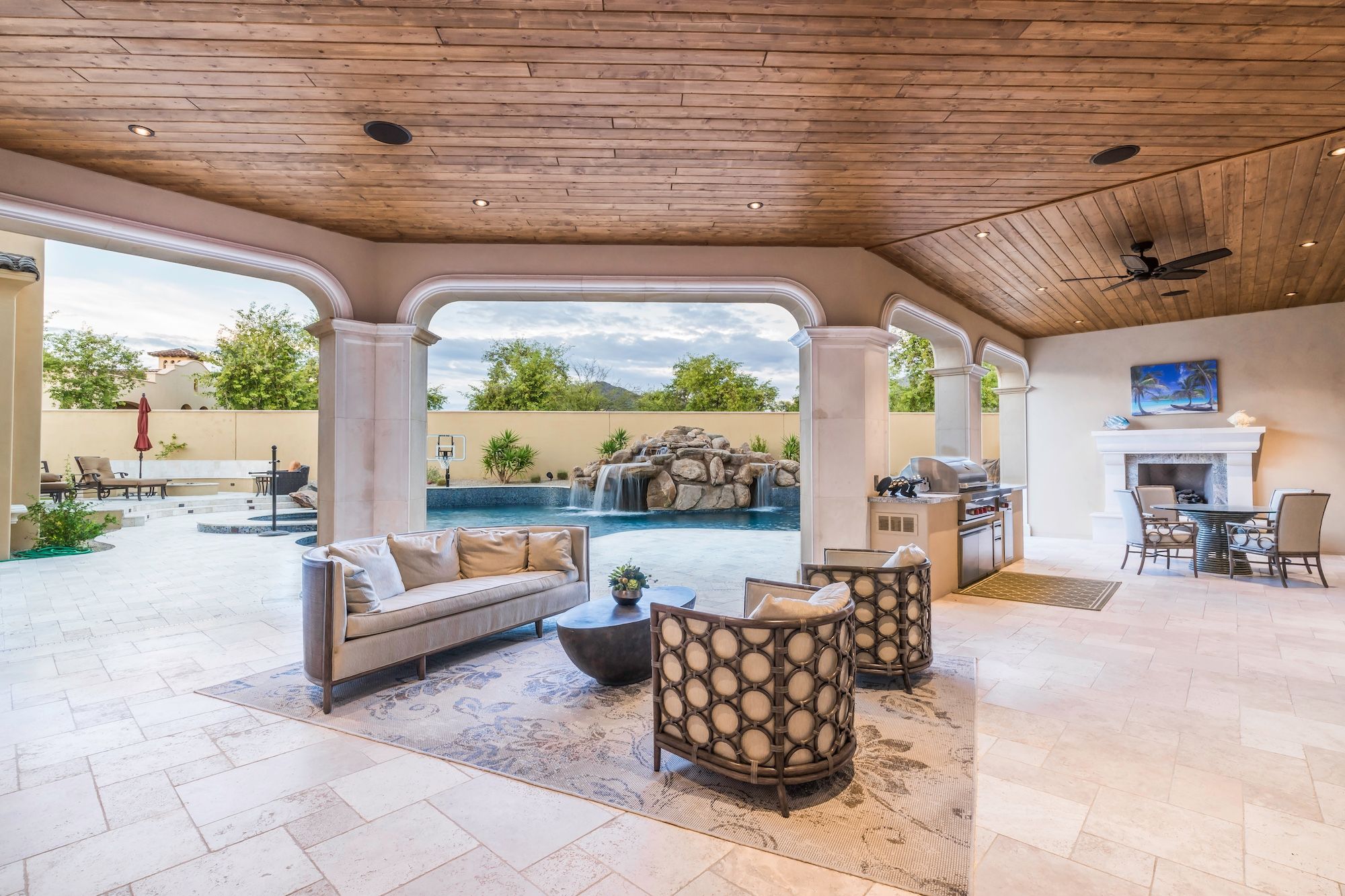 092 Back Patio.jpg